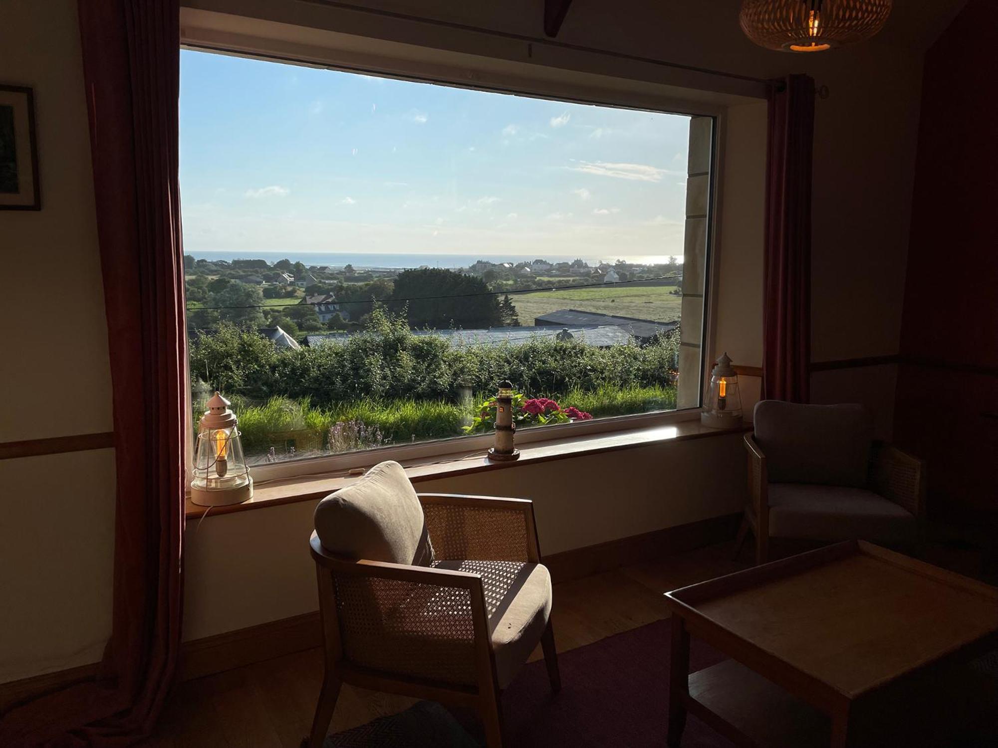 Maison de charme avec vue sur mer et jardin abrité Quinéville Extérieur photo